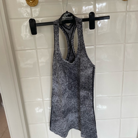 Lululemon Tank Top - Picture 2 of 3